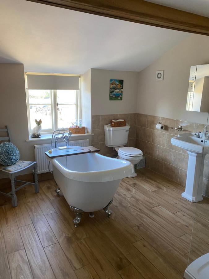 Spaniel Cottage With Views Of Ham Hill, Stoke Sub Hamdon Martock Eksteriør billede