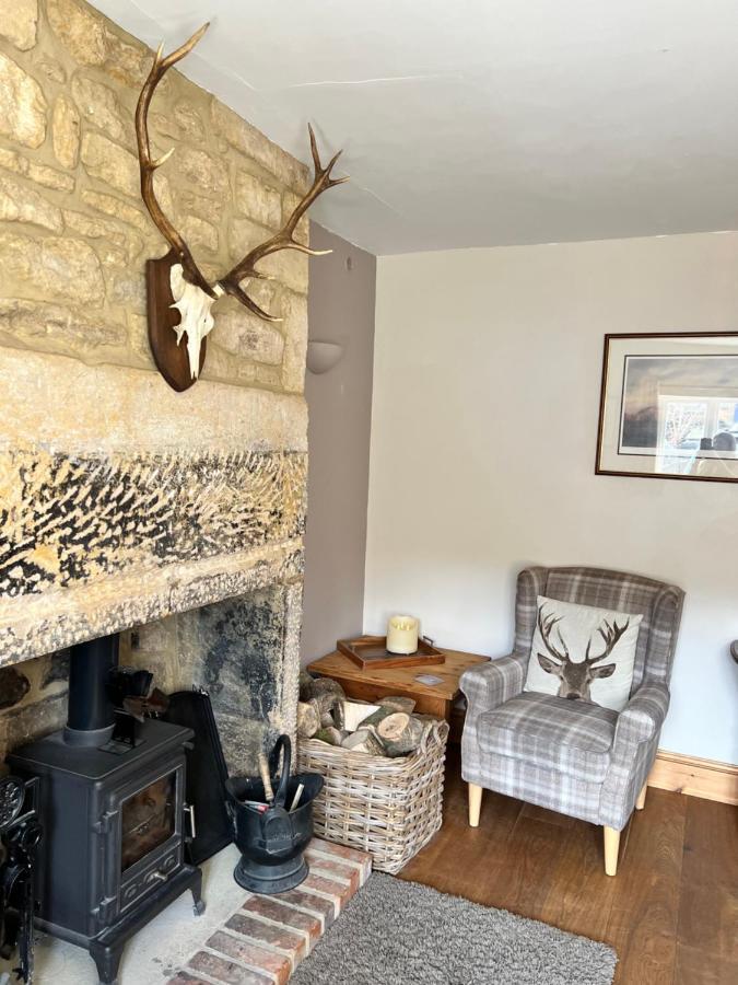 Spaniel Cottage With Views Of Ham Hill, Stoke Sub Hamdon Martock Eksteriør billede