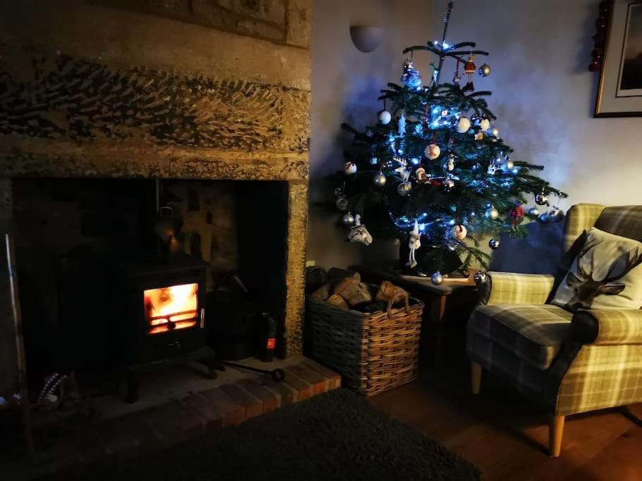 Spaniel Cottage With Views Of Ham Hill, Stoke Sub Hamdon Martock Eksteriør billede